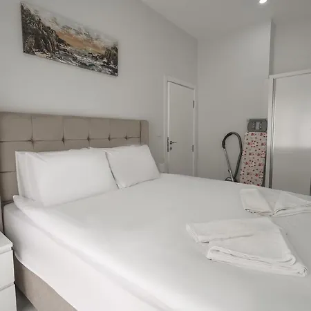 Charming Apartment With Central Location Close To Beach In Muratpasa, Antalya Анталья